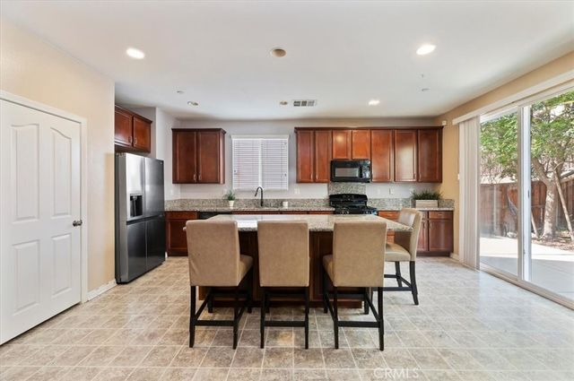 18394 Damiana, San Bernardino, CA 92407