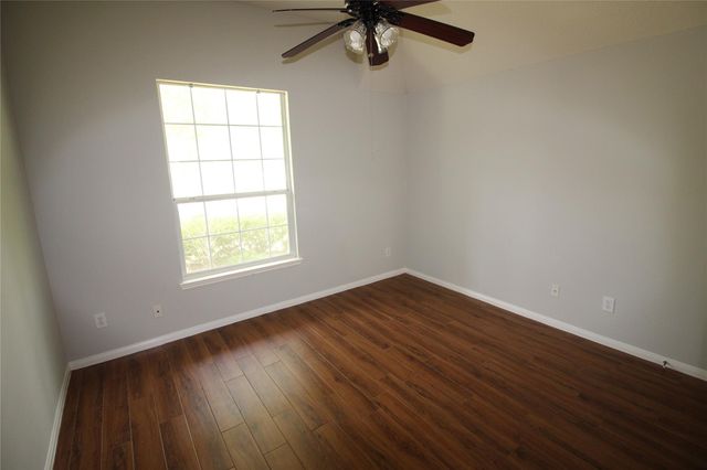 1011 Lexington Green Drive, Missouri City, TX 77459