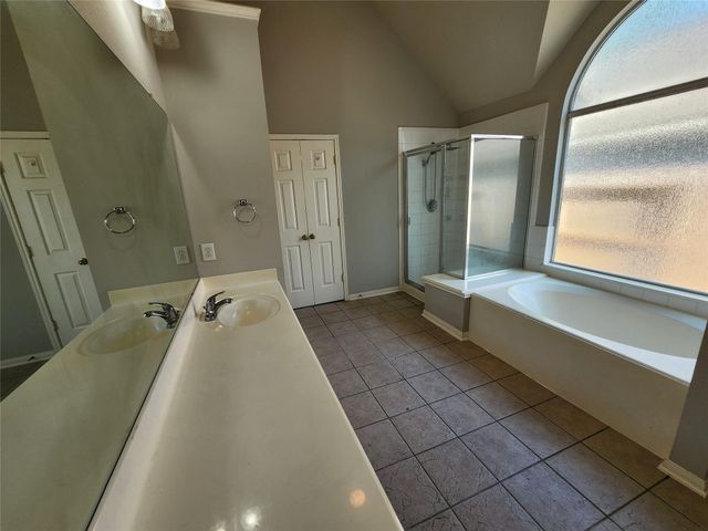 1011 Lexington Green Drive, Missouri City, TX 77459
