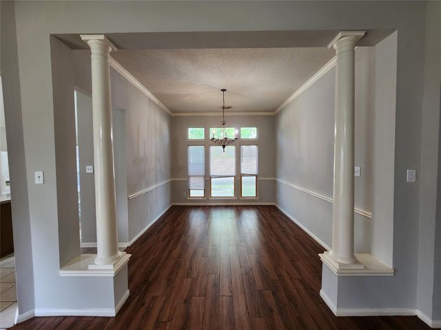 1011 Lexington Green Drive, Missouri City, TX 77459