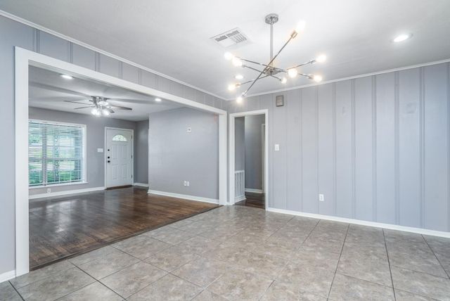 4915 Hialeah Drive, Houston, TX 77092