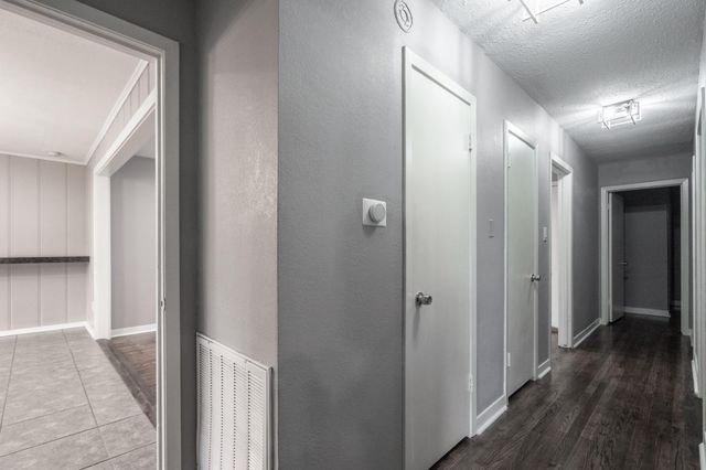 4915 Hialeah Drive, Houston, TX 77092