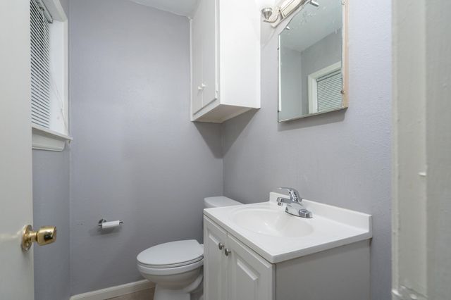 4915 Hialeah Drive, Houston, TX 77092