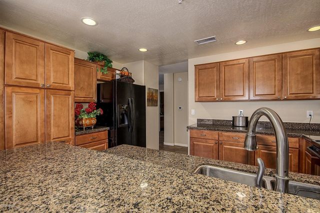 16800 E EL LAGO Boulevard 2046, Fountain Hills, AZ 85268