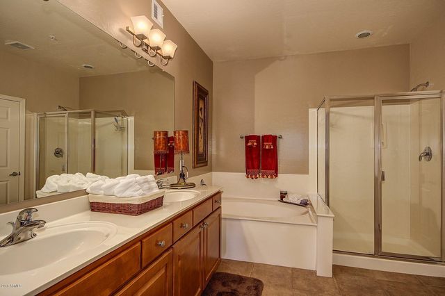 16800 E EL LAGO Boulevard 2046, Fountain Hills, AZ 85268