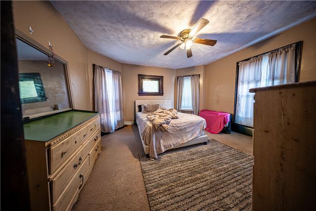 3119 Landis St, Sheraden, PA 15204