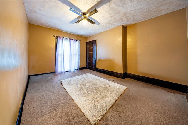 3119 Landis St, Sheraden, PA 15204