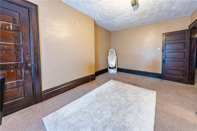 3119 Landis St, Sheraden, PA 15204