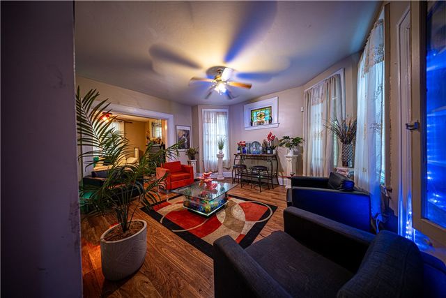 3119 Landis St, Sheraden, PA 15204