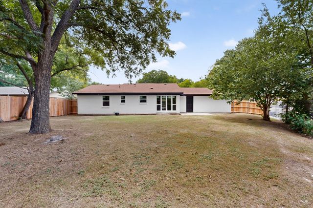 409 Opal Street, Saginaw, TX 76179