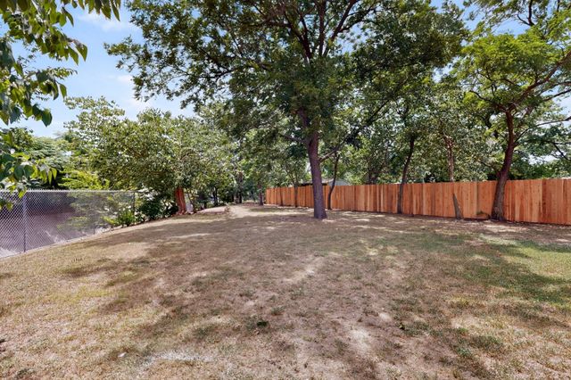 409 Opal Street, Saginaw, TX 76179