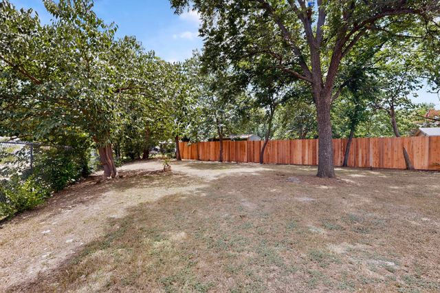 409 Opal Street, Saginaw, TX 76179