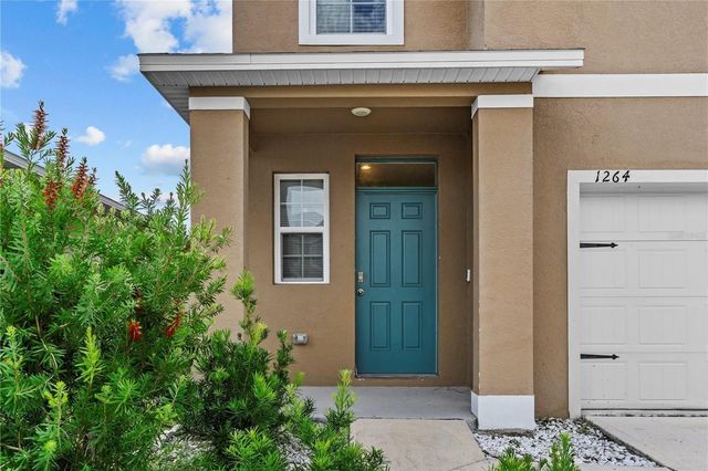 1264 CASCADES AVENUE, Davenport, FL 33837