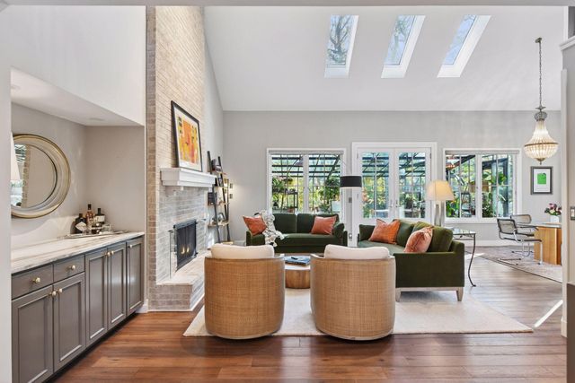 4811 Highland Road, Minnetonka, MN 55345