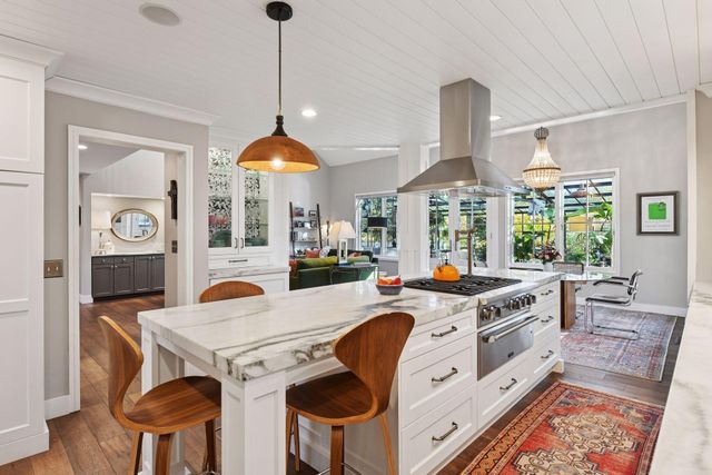 4811 Highland Road, Minnetonka, MN 55345