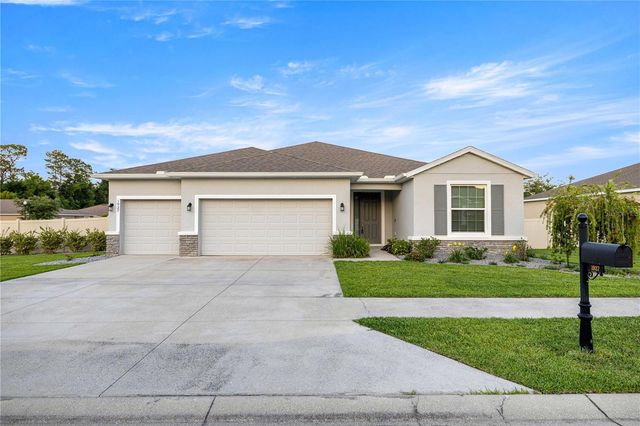 1927 NE 50TH COURT, Ocala, FL 34470