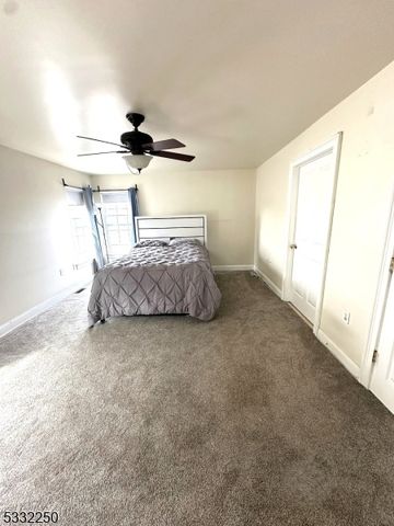 178 Front St, Elizabeth City, NJ 07206