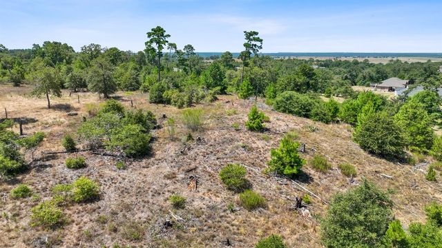 400 McAllister RD, Bastrop, TX 78602
