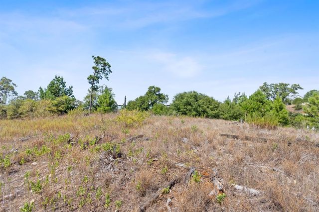 400 McAllister RD, Bastrop, TX 78602
