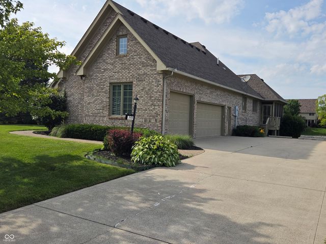 2434 Winfield, Carmel, IN 46032