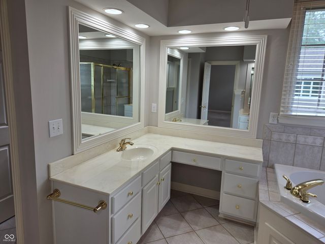 2434 Winfield, Carmel, IN 46032