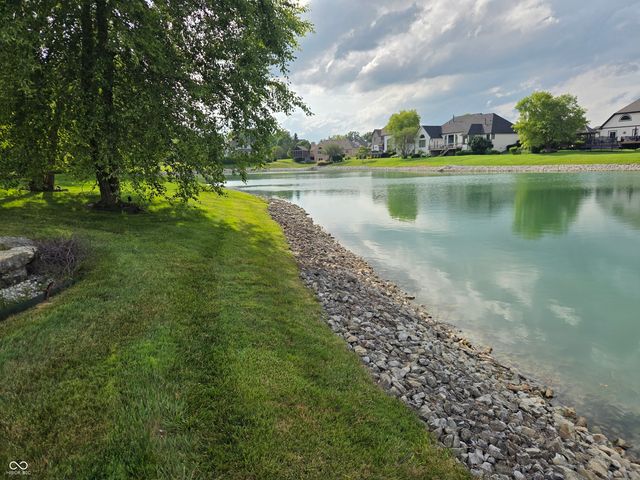 2434 Winfield, Carmel, IN 46032