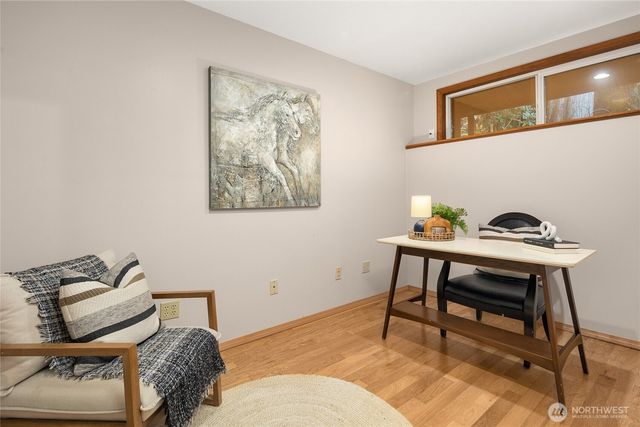 21743 NE 176th Place, Woodinville, WA 98077