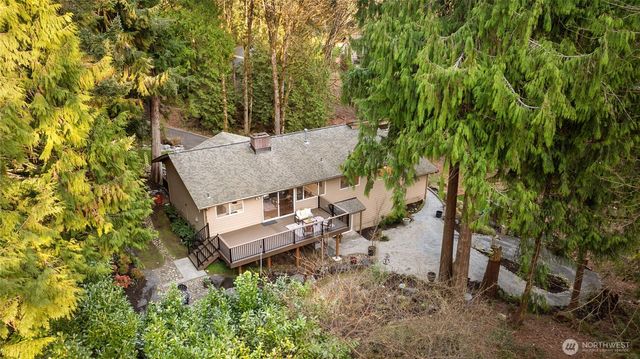 21743 NE 176th Place, Woodinville, WA 98077