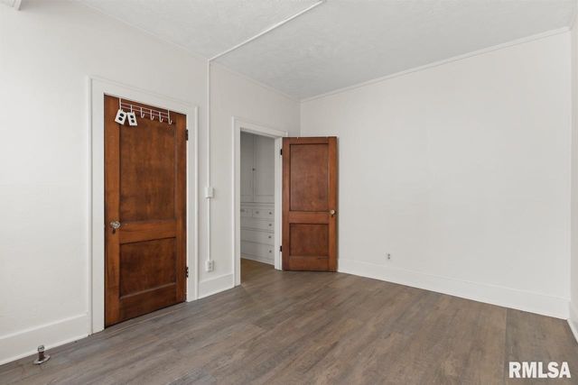 1816 W CALLENDER Avenue, Peoria, IL 61606