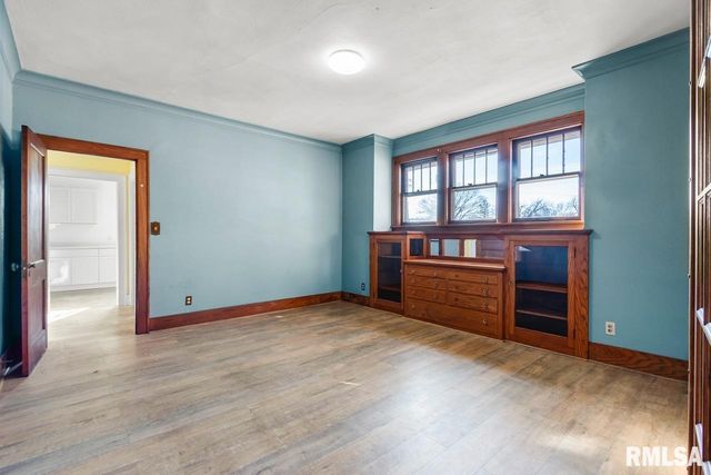 1816 W CALLENDER Avenue, Peoria, IL 61606