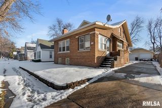 1816 W CALLENDER Avenue, Peoria, IL 61606