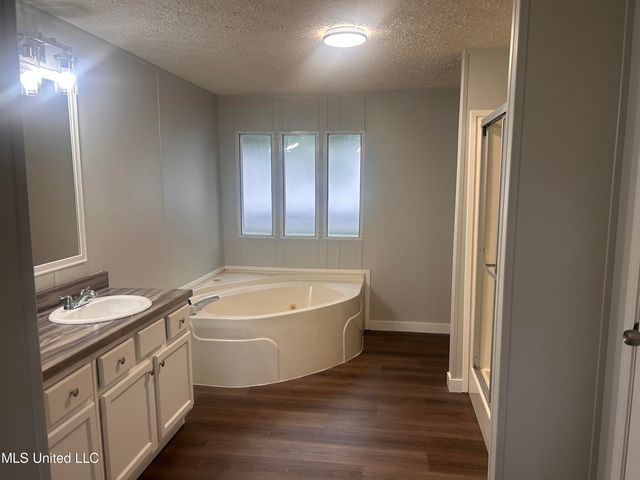 1226 N Highway 49, Perkinston, MS 39573