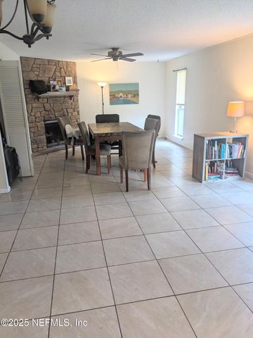 10360 ARROWHEAD Drive, Jacksonville, FL 32257