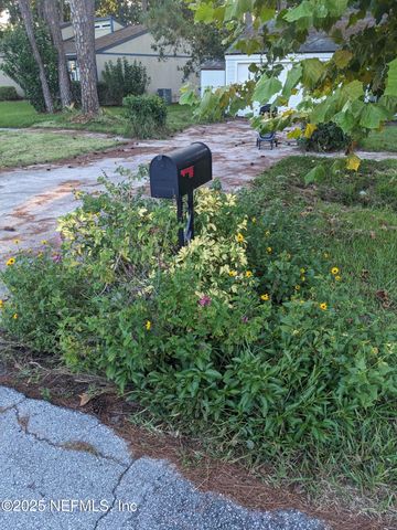 10360 ARROWHEAD Drive, Jacksonville, FL 32257