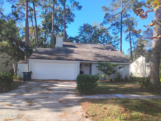 10360 ARROWHEAD Drive, Jacksonville, FL 32257