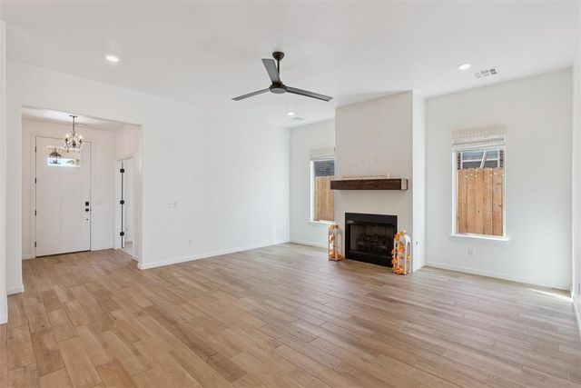 11217 SW 30th Street, Yukon, OK 73099