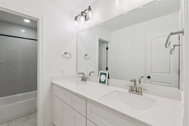 11217 SW 30th Street, Yukon, OK 73099