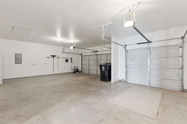 11217 SW 30th Street, Yukon, OK 73099