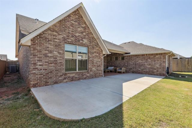 11217 SW 30th Street, Yukon, OK 73099