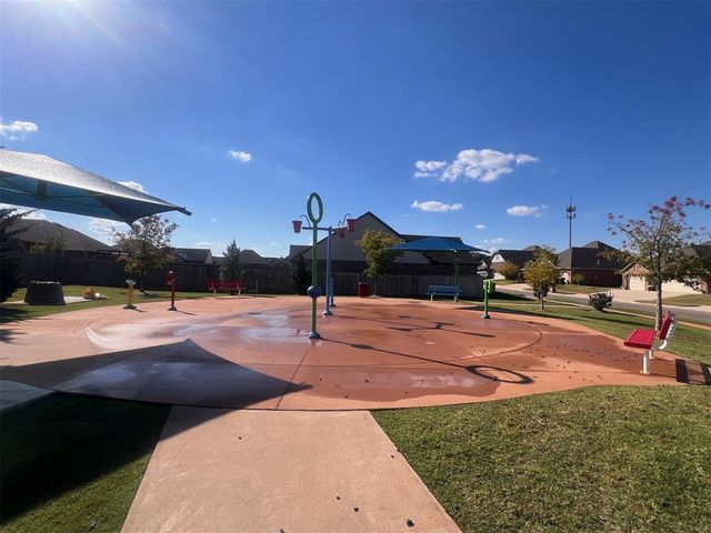 11217 SW 30th Street, Yukon, OK 73099