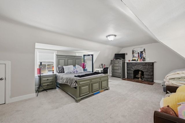 3330 Country Club Pl, Wichita, KS 67208