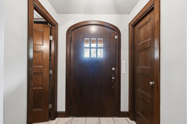 3330 Country Club Pl, Wichita, KS 67208