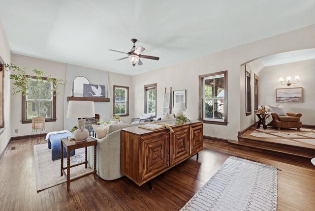 3330 Country Club Pl, Wichita, KS 67208