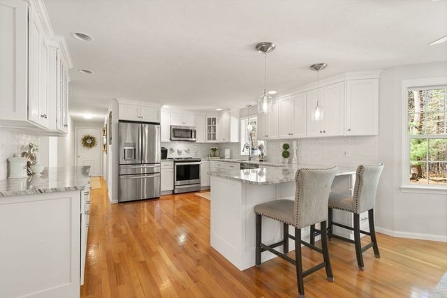 20 Cornerstone Dr, Easton, MA 02356