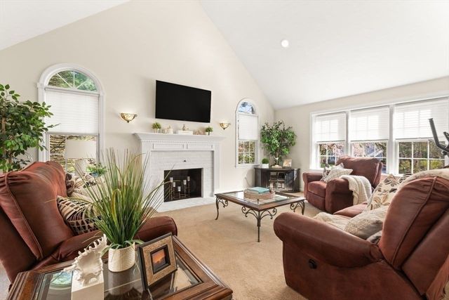 20 Cornerstone Dr, Easton, MA 02356