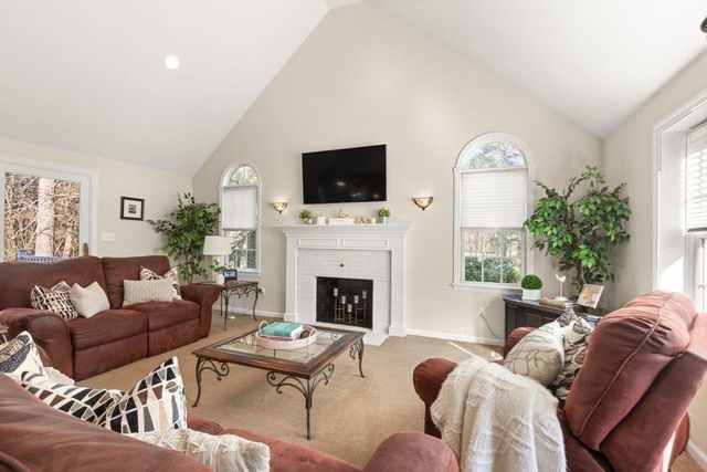 20 Cornerstone Dr, Easton, MA 02356