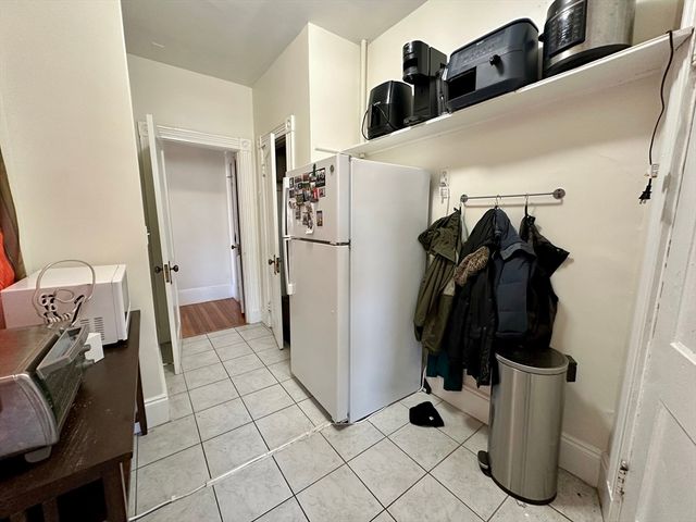 79 Glenville Ave 3, Boston, MA 02134