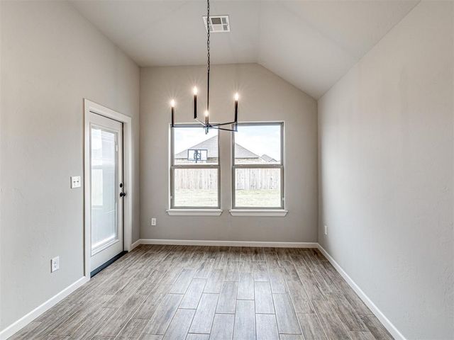628 Honey Springs Lane, Shawnee, OK 74804
