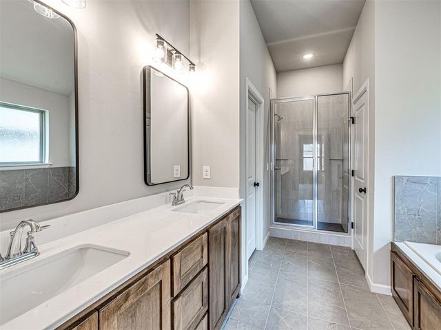 628 Honey Springs Lane, Shawnee, OK 74804