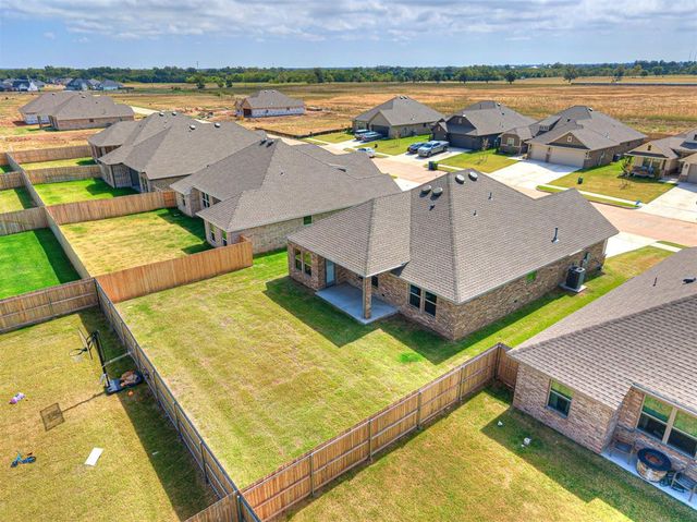 628 Honey Springs Lane, Shawnee, OK 74804